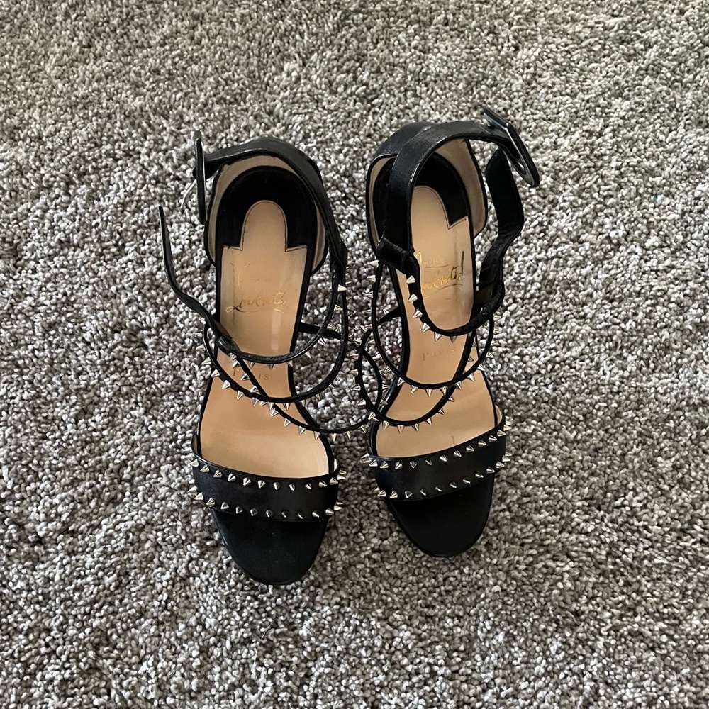 Christian Louboutin Choca Heels